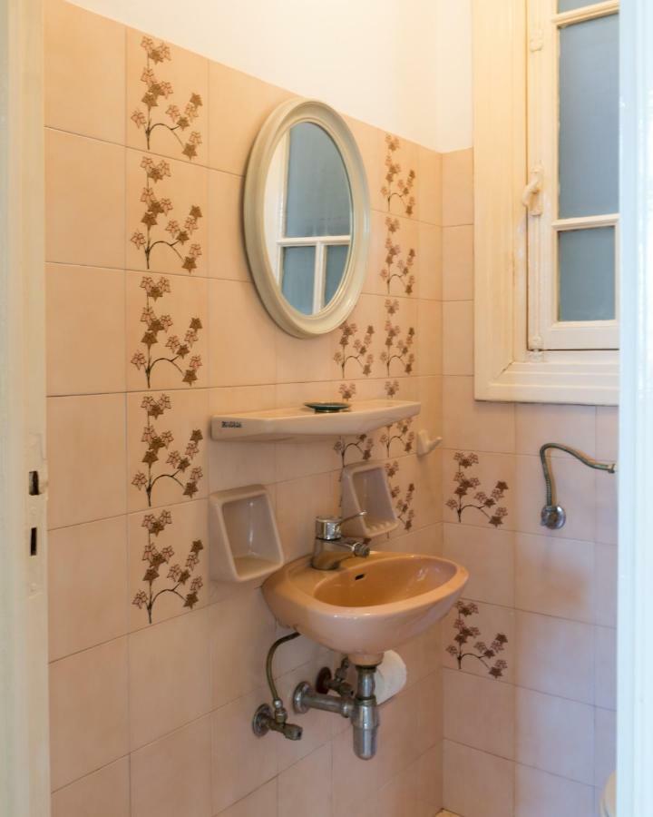 Plaka Vintage Apartment เอเธนส์ ภายนอก รูปภาพ